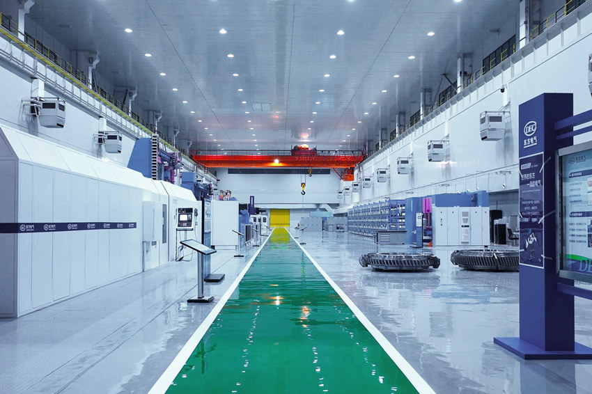 国内首个燃机智慧制造基地轮盘智能加工产线。于喜宝供图